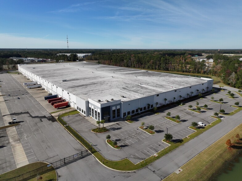 537 Omni Industrial Blvd, Summerville, SC à louer - Photo de l’immeuble – Image 2 sur 7