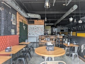 2035 W Broad St, Richmond, VA à louer Photo intérieure– Image 2 sur 2