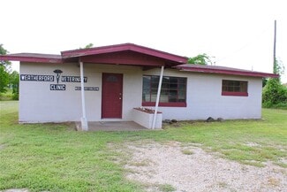 Plus de détails pour 2301 Mineral Wells Hwy, Weatherford, TX - Spécialisé à vendre
