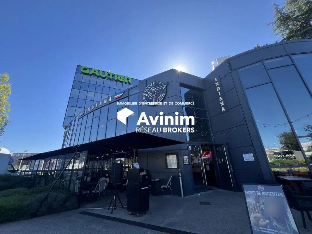 Bureau dans Vélizy-Villacoublay à louer Photo de l’immeuble– Image 1 sur 25