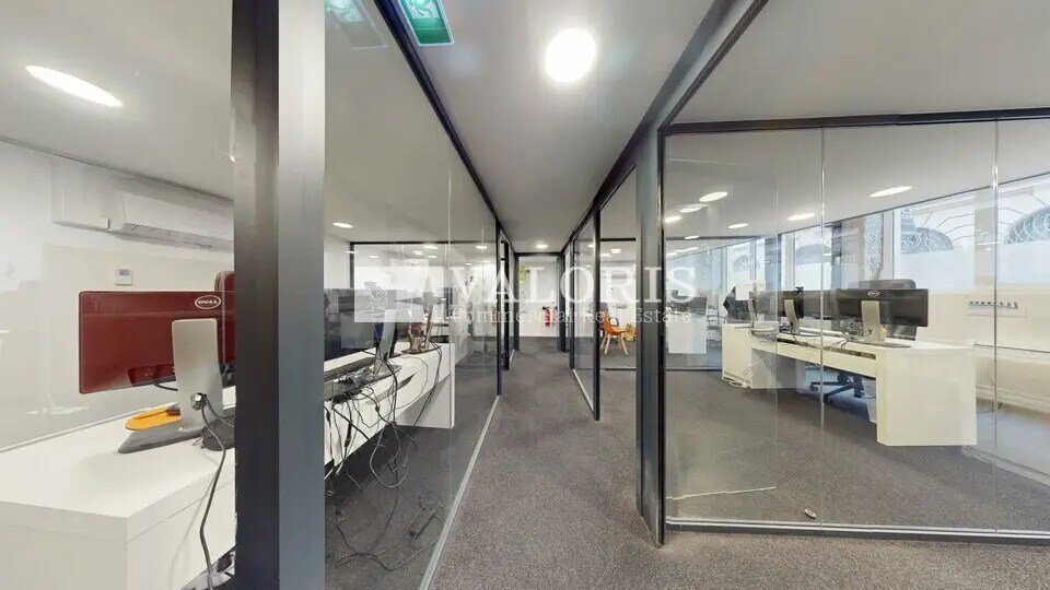 9-11 Rue De L'Arbre Sec, Lyon à louer - Photo de l’immeuble – Image 3 sur 17