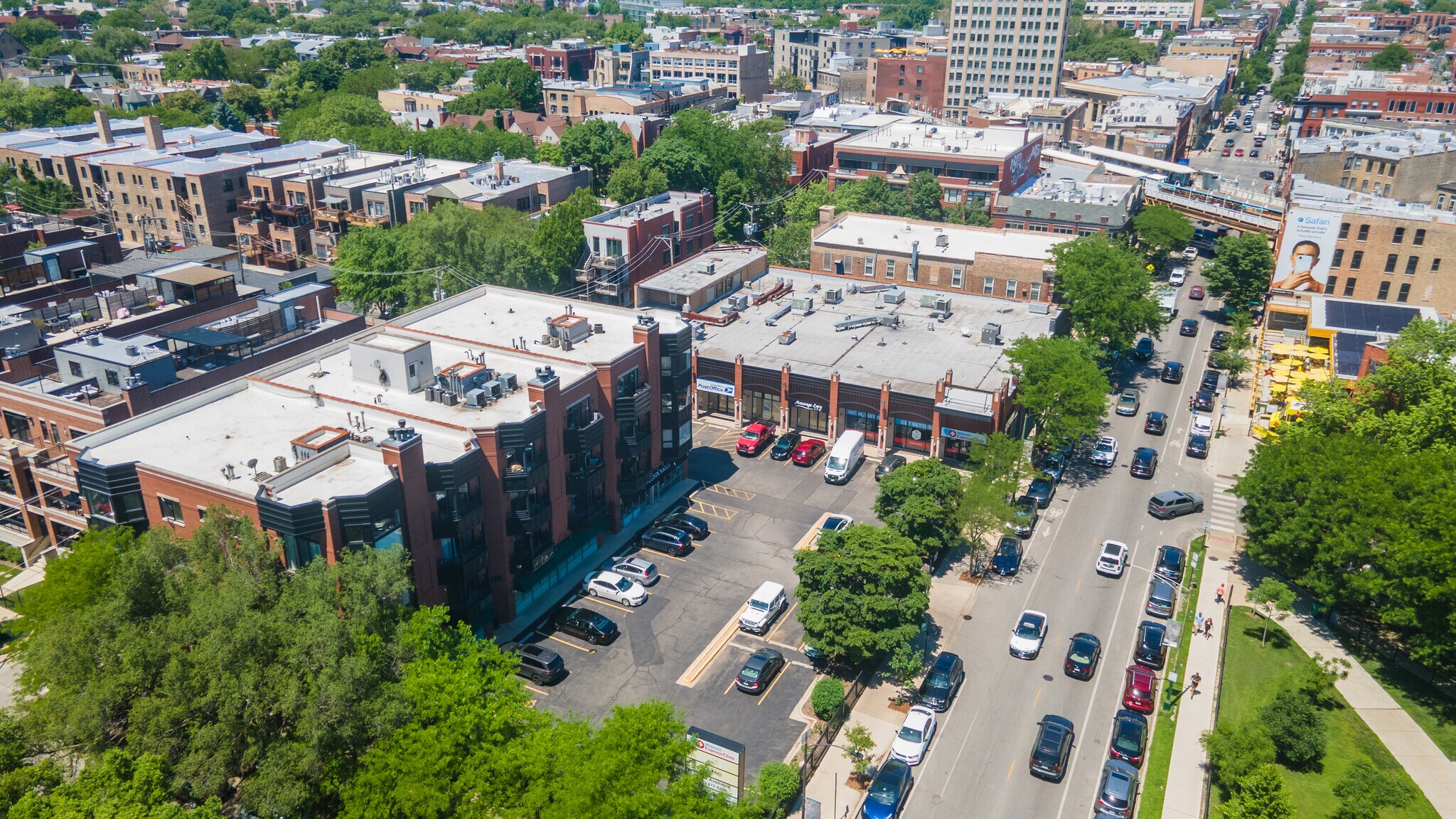 1520 N Damen Ave, Chicago, IL à louer Aérien– Image 1 sur 3