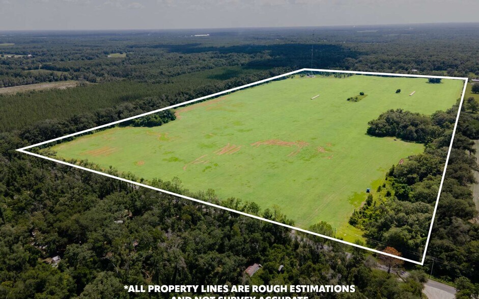 165th Rd, Mcalpin, FL à vendre - Photo de l’immeuble – Image 2 sur 14