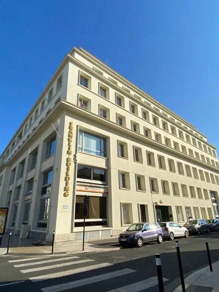 Bureau dans Le Havre à vendre - Photo de l’immeuble – Image 1 sur 6