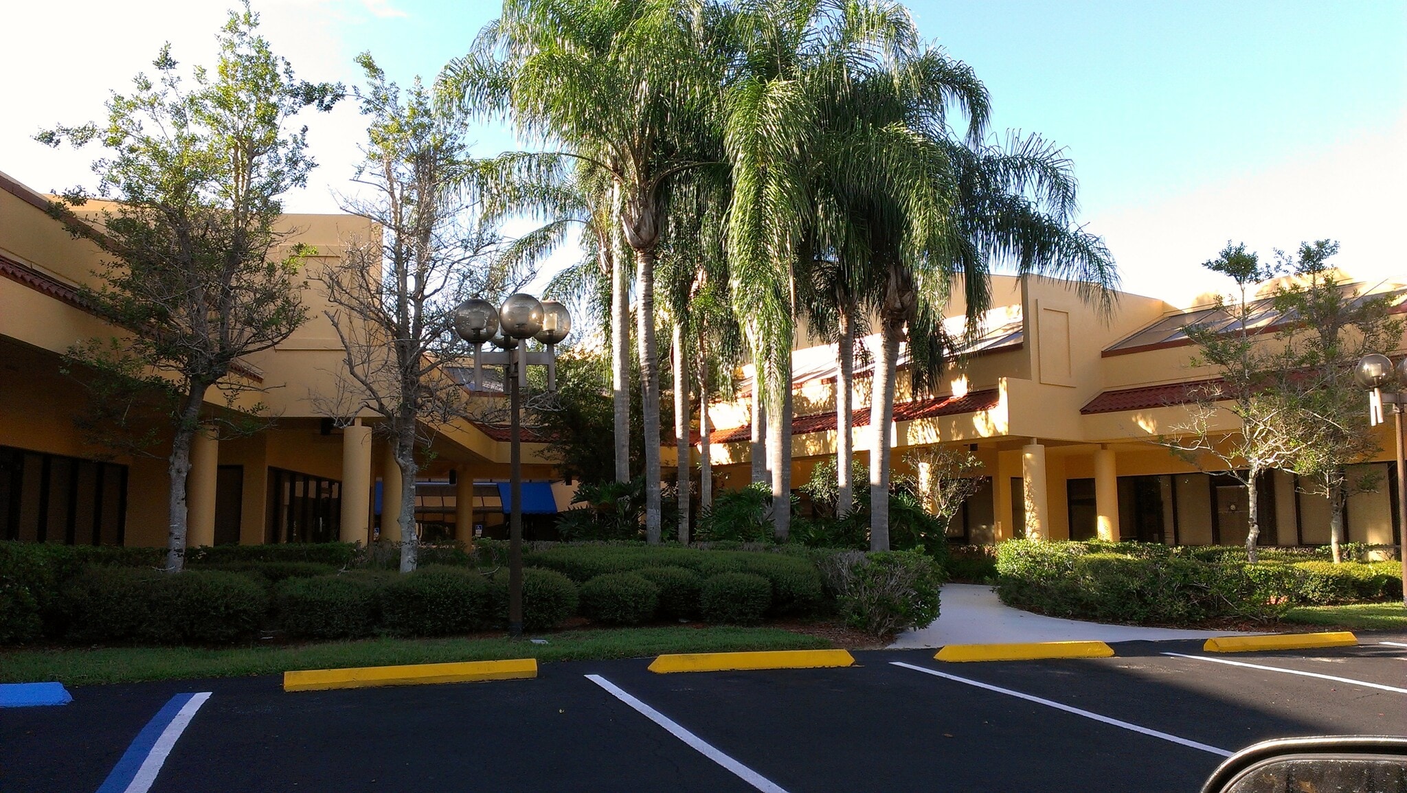 500-540 W Lake Mary Blvd, Sanford, FL à louer Photo de l’immeuble– Image 1 sur 3