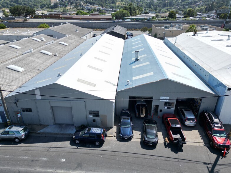 175-185 Market St, San Rafael, CA à louer - Photo de l’immeuble – Image 3 sur 7