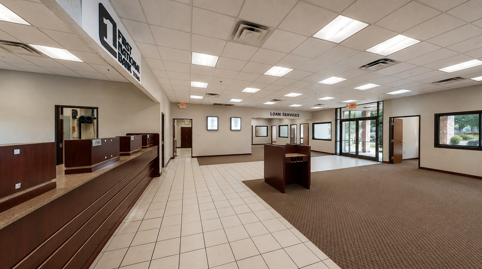 2105-2129 W Davis St, Conroe, TX à louer Photo intérieure– Image 1 sur 2