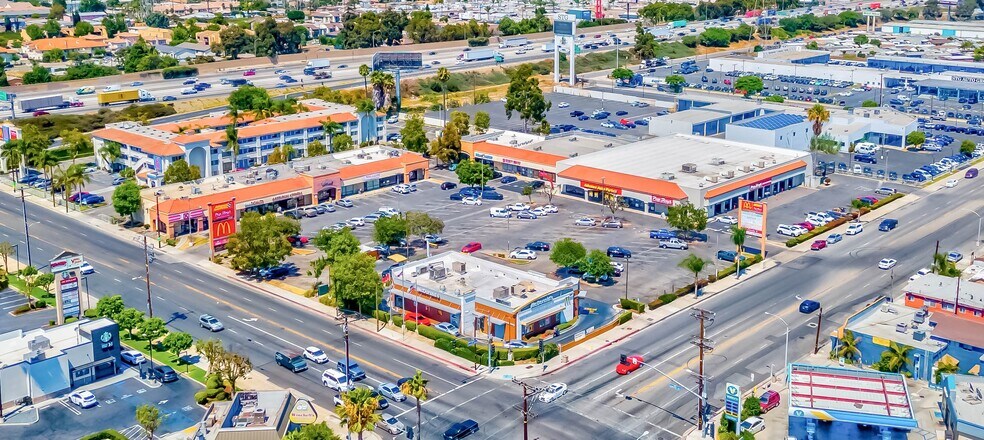 8523-8533 Artesia Blvd, Bellflower, CA à louer - Photo de l’immeuble – Image 3 sur 6