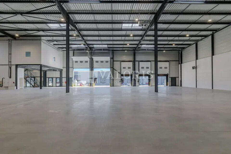 22 Avenue Du 24 Août 1944, Corbas à louer Photo intérieure– Image 1 sur 4