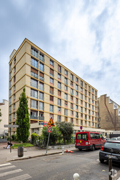 Rue Yves Kermen, Boulogne-Billancourt à louer - Photo de l’immeuble – Image 2 sur 2