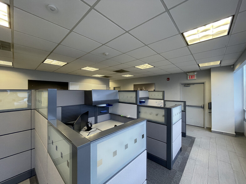 667 Union Blvd, Allentown, PA à louer - Photo de l’immeuble – Image 3 sur 10