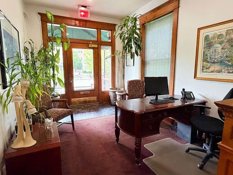 923 E Broad St, Columbus, OH à vendre - Photo intérieure – Image 3 sur 4