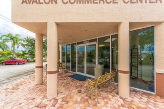 10484-10500 NW 50th St, Sunrise, FL à louer Photo de l’immeuble– Image 2 sur 10