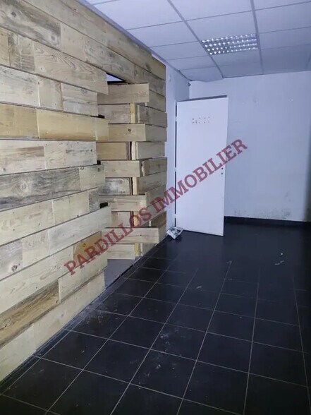 Local commercial dans Hautmont à vendre - Photo de l’immeuble – Image 3 sur 7