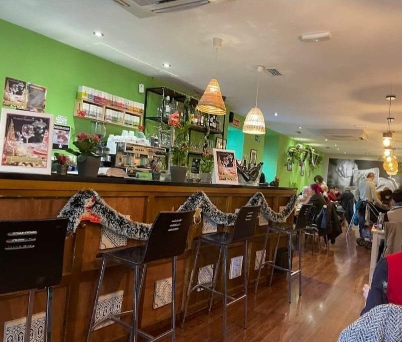 Local commercial dans Alcalá de Henares, Madrid à louer Photo intérieure– Image 1 sur 5