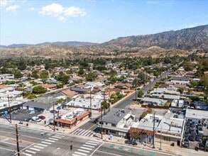7969 Foothill Blvd, Sunland, CA à louer Aérien– Image 2 sur 11