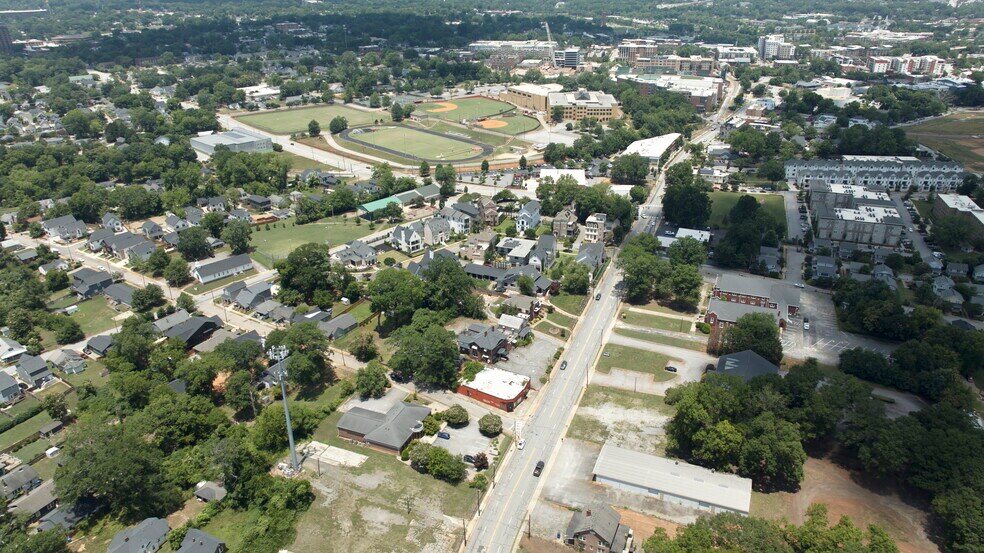 720 Augusta St, Greenville, SC à vendre - Photo de l’immeuble – Image 3 sur 10