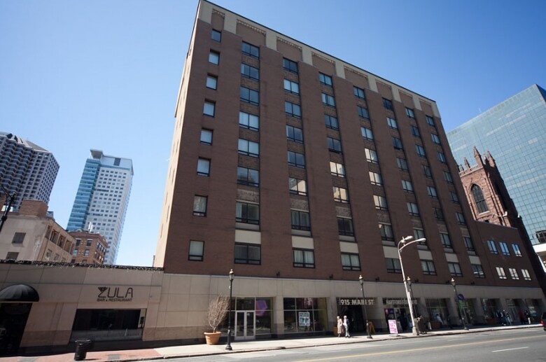 915 Main St, Hartford, CT à louer - Photo de l’immeuble – Image 3 sur 4