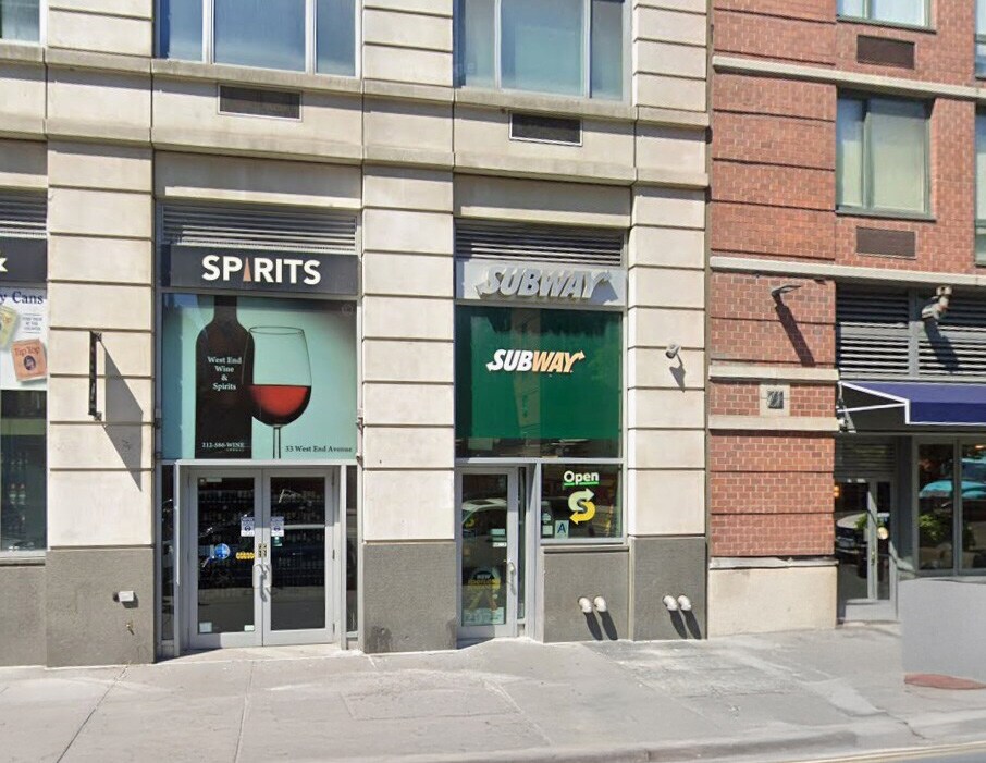 33 W End Ave, New York, NY à louer Photo de l’immeuble– Image 1 sur 1