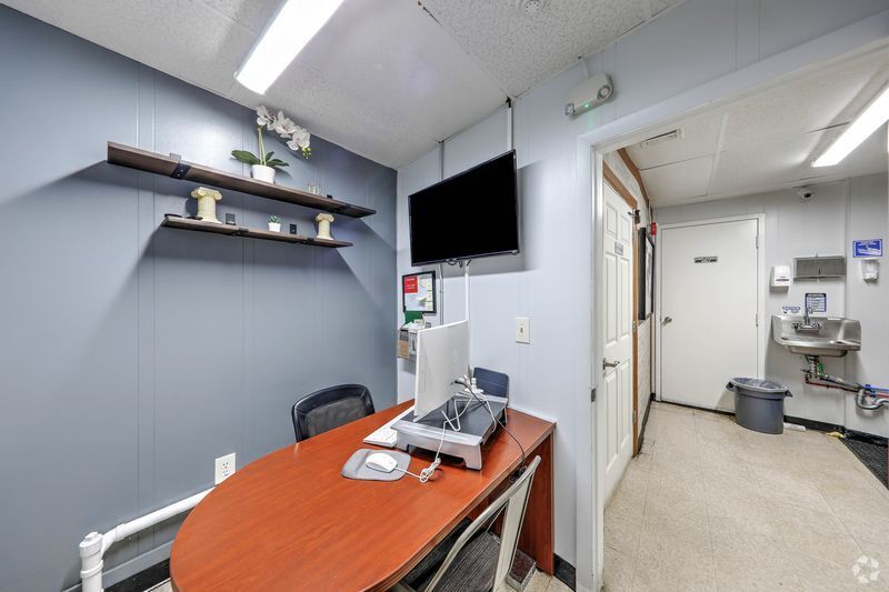 834-836 Admiral St, Providence, RI à vendre - Photo intérieure – Image 2 sur 25