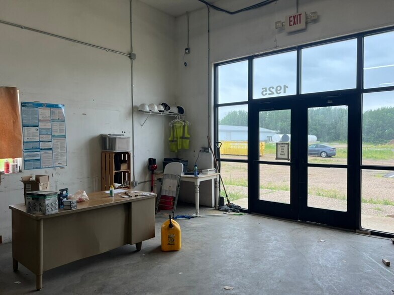 1925 N Redding Ave, Windom, MN à louer - Photo intérieure – Image 3 sur 11