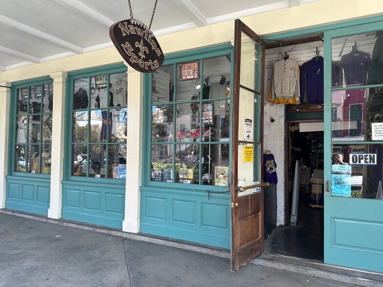 916 Decatur St, New Orleans, LA à louer - Photo de l’immeuble – Image 3 sur 3