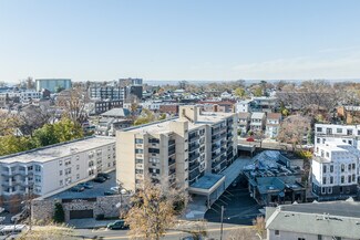 Plus de détails pour 555 Gorge Rd, Cliffside Park, NJ - Bureau/Médical à louer