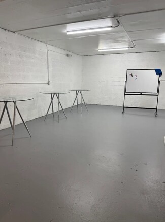 Plus de détails pour 672 NW 118th St, Miami, FL - Industriel/Logistique à louer