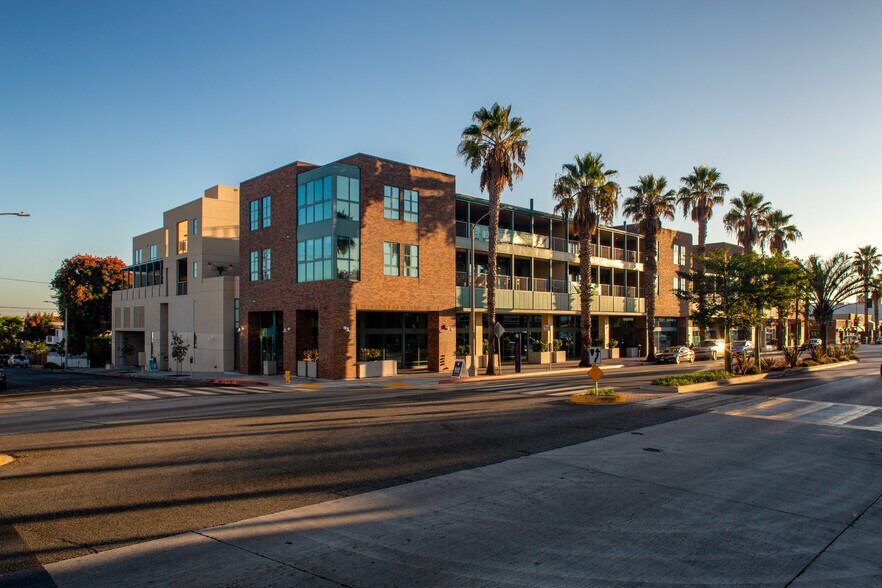 2300 Wilshire Blvd, Santa Monica, CA à louer - Photo de l’immeuble – Image 3 sur 9