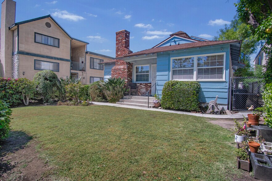 5449 Bellingham Ave, Valley Village, CA à vendre - Photo de l’immeuble – Image 3 sur 11
