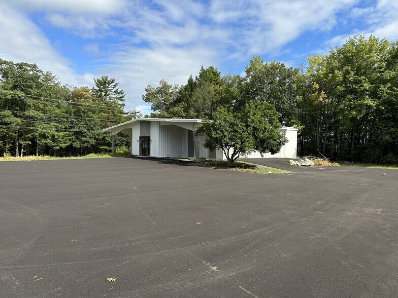 424 Bath Rd, Wiscasset, ME à louer - Photo de l’immeuble – Image 2 sur 4