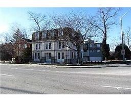 235 Randall St, Oakville, ON à vendre - Photo de l’immeuble – Image 2 sur 13