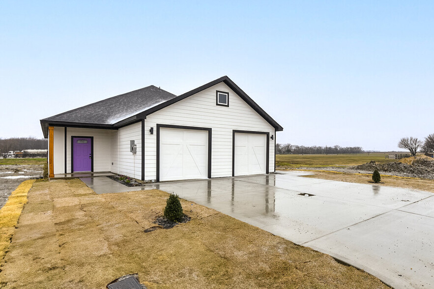 1020 Burnett blvd, Alvarado, TX à vendre - Photo de l’immeuble – Image 2 sur 32