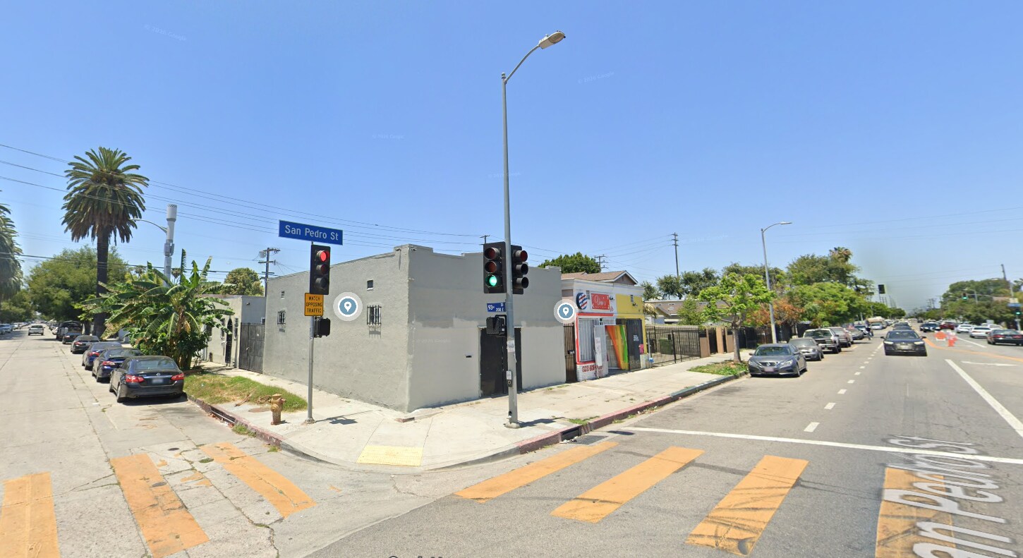 9223 S San Pedro St, Los Angeles, CA à vendre Photo principale– Image 1 sur 3