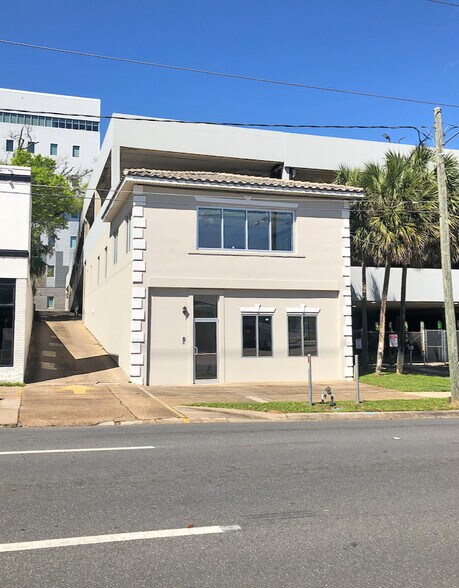 226 N Duval St, Tallahassee, FL à louer - Photo de l’immeuble – Image 2 sur 6