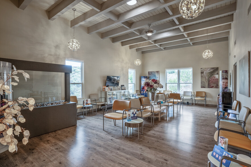 450 St Michael's Dr, Santa Fe, NM à vendre - Photo intérieure – Image 2 sur 22