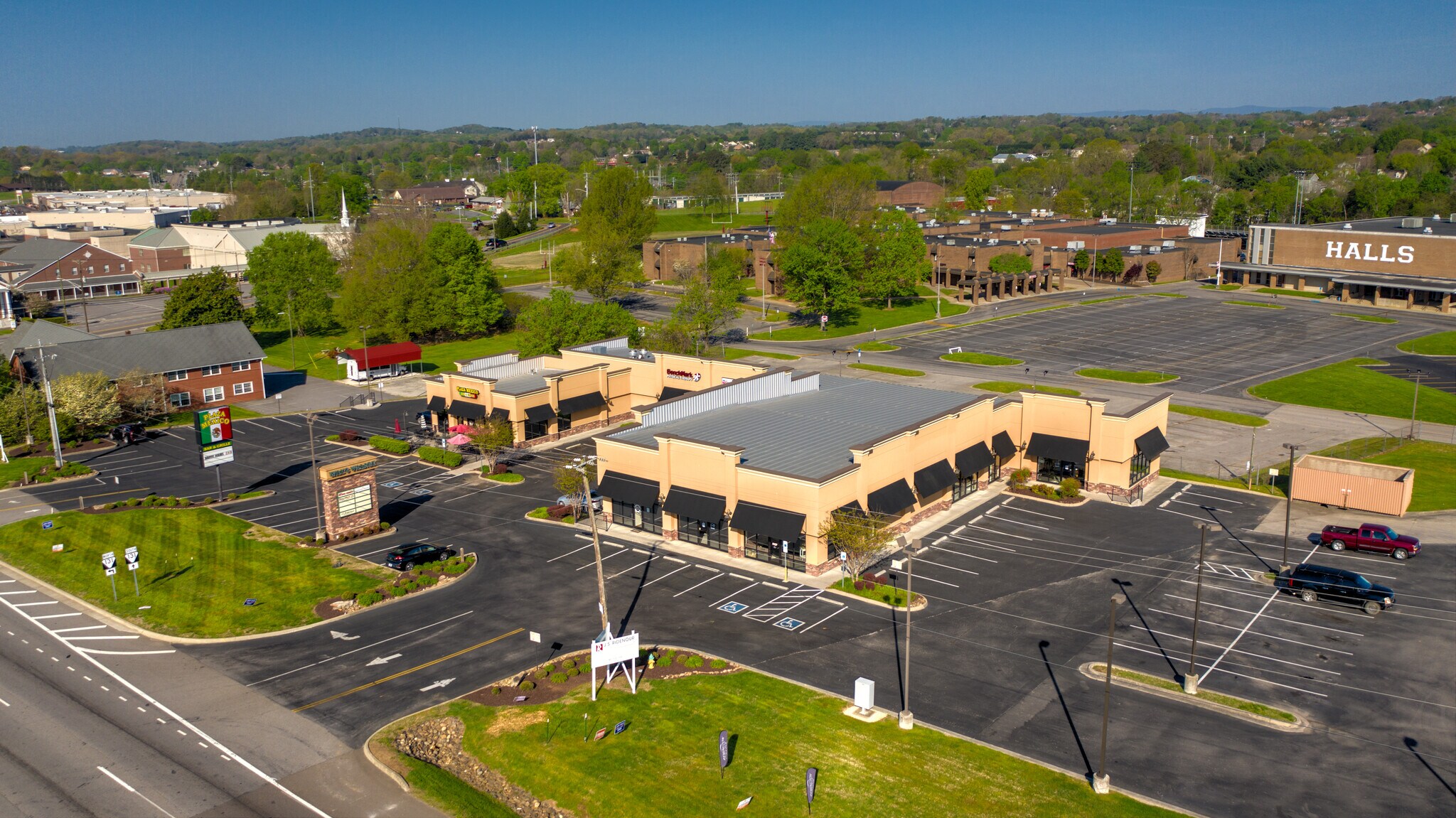 7411-7415 Maynardville Hwy, Knoxville, TN à louer Photo principale– Image 1 sur 4
