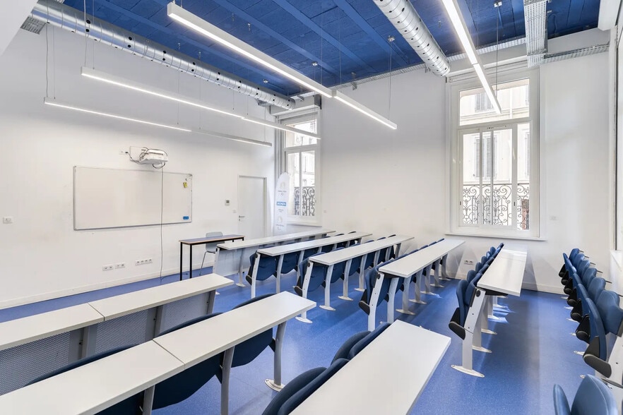 Bureau dans Marseille à vendre - Photo intérieure – Image 3 sur 7