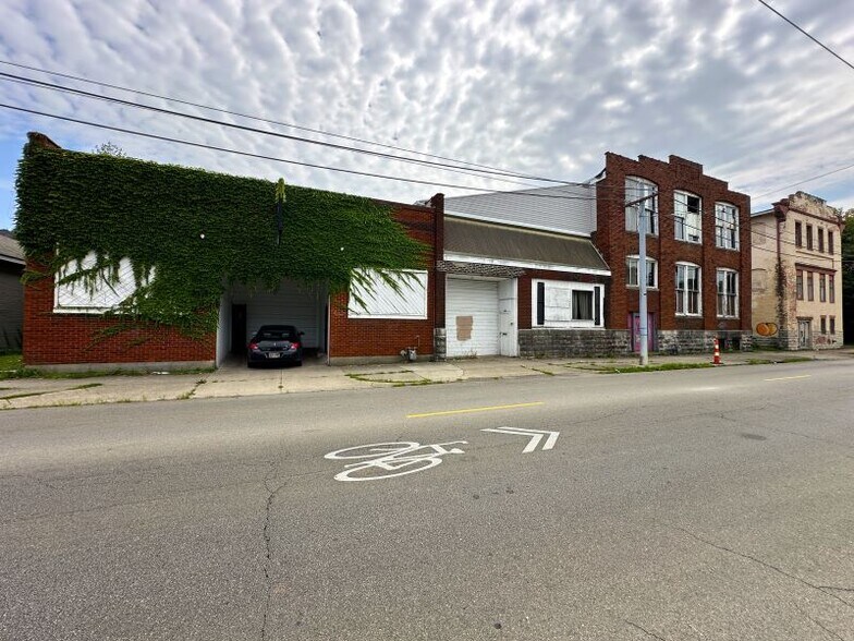 346-352 Xenia Ave, Dayton, OH à louer - Photo de l’immeuble – Image 3 sur 4