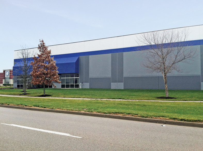 5345 Decatur Blvd, Indianapolis, IN à louer - Photo principale – Image 1 sur 9