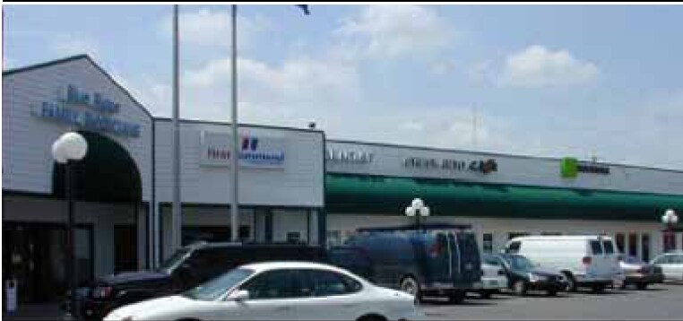 12121 Blue Ridge Blvd, Grandview, MO à louer Photo principale– Image 1 sur 11