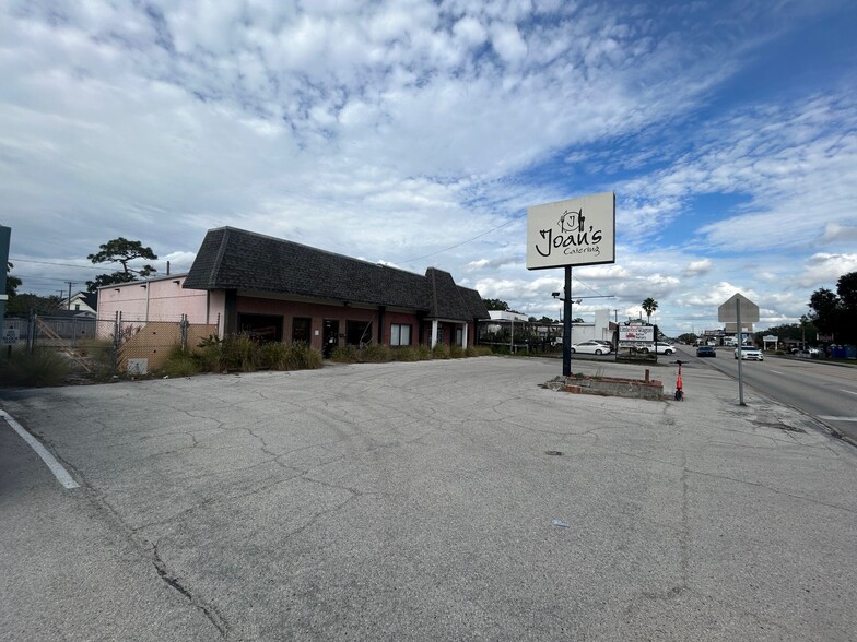 4115 S Henderson Blvd, Tampa, FL à vendre - Photo de l’immeuble – Image 3 sur 7