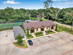10318 Lake Rd, Houston, TX à louer Photo de l’immeuble– Image 2 sur 19