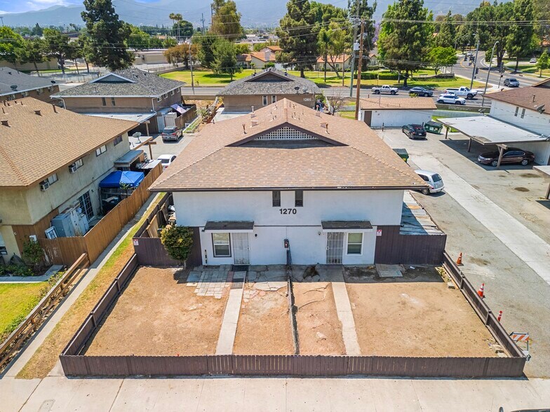1270 W 9th St, Corona, CA à vendre - Photo de l’immeuble – Image 2 sur 44