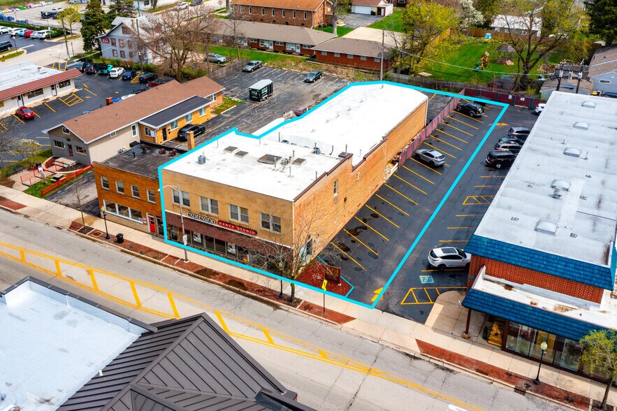 25 S Cass Ave, Westmont, IL à louer - Photo de l’immeuble – Image 3 sur 11