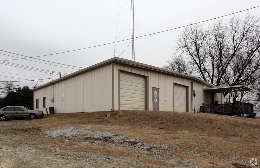 4535 W Market St, Greensboro, NC à vendre - Photo de l’immeuble – Image 3 sur 3