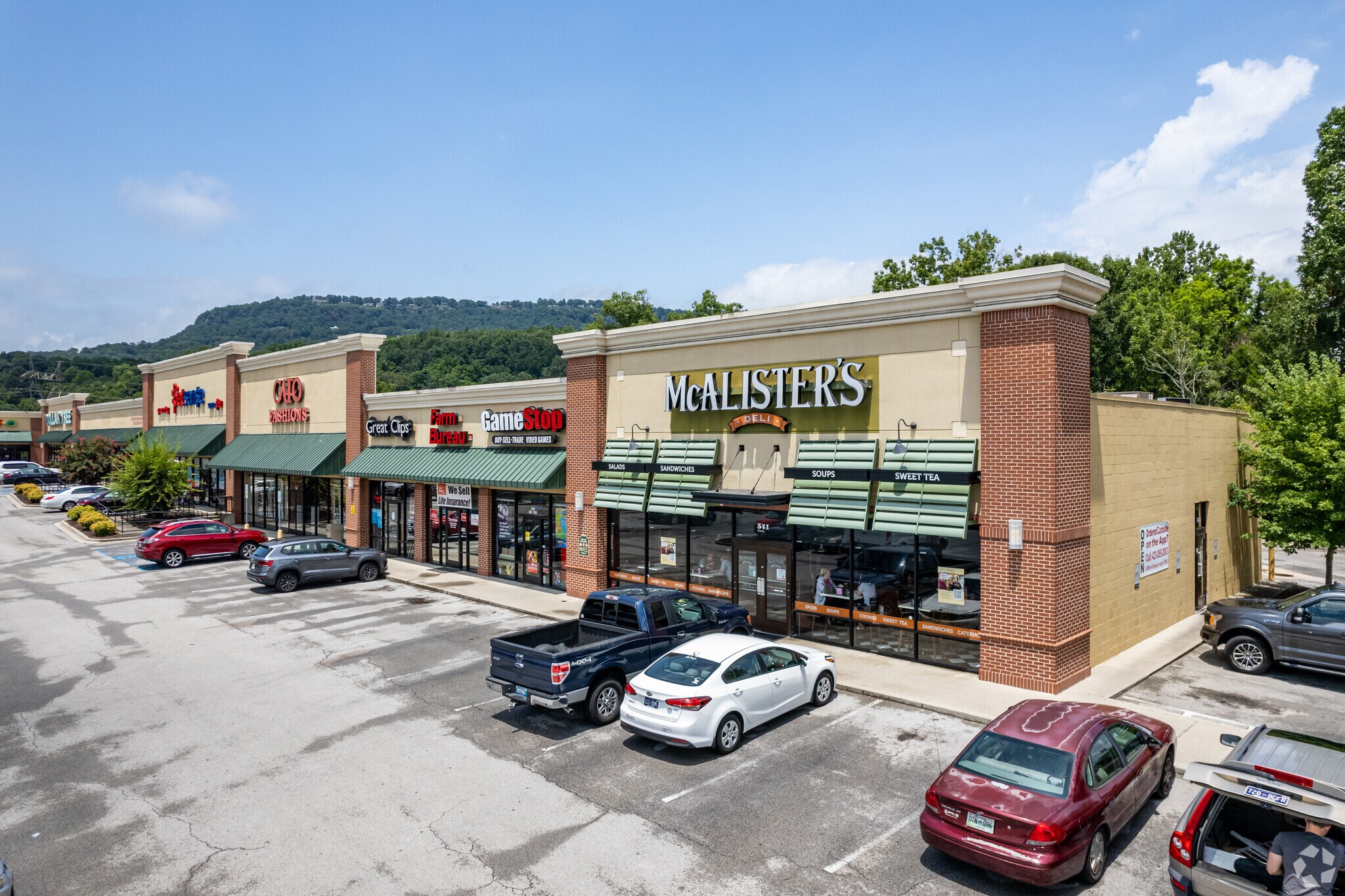 541 Signal Mountain Rd, Chattanooga, TN à louer Photo de l’immeuble– Image 1 sur 6