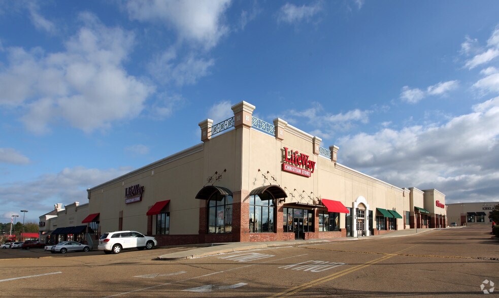 1041-1051 E County Line Rd, Jackson, MS à louer - Photo de l’immeuble – Image 2 sur 5