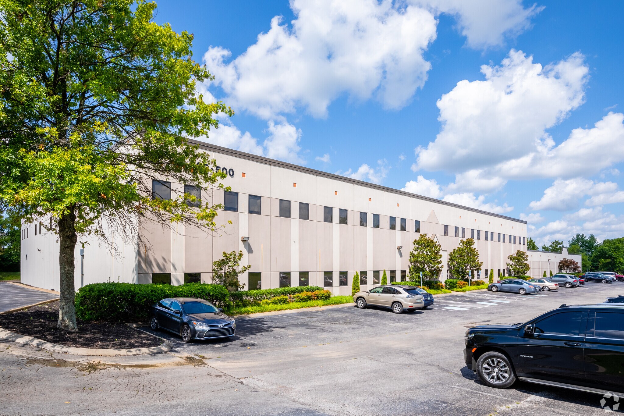 500-520 Royal Pky, Nashville, TN à louer Photo principale– Image 1 sur 8
