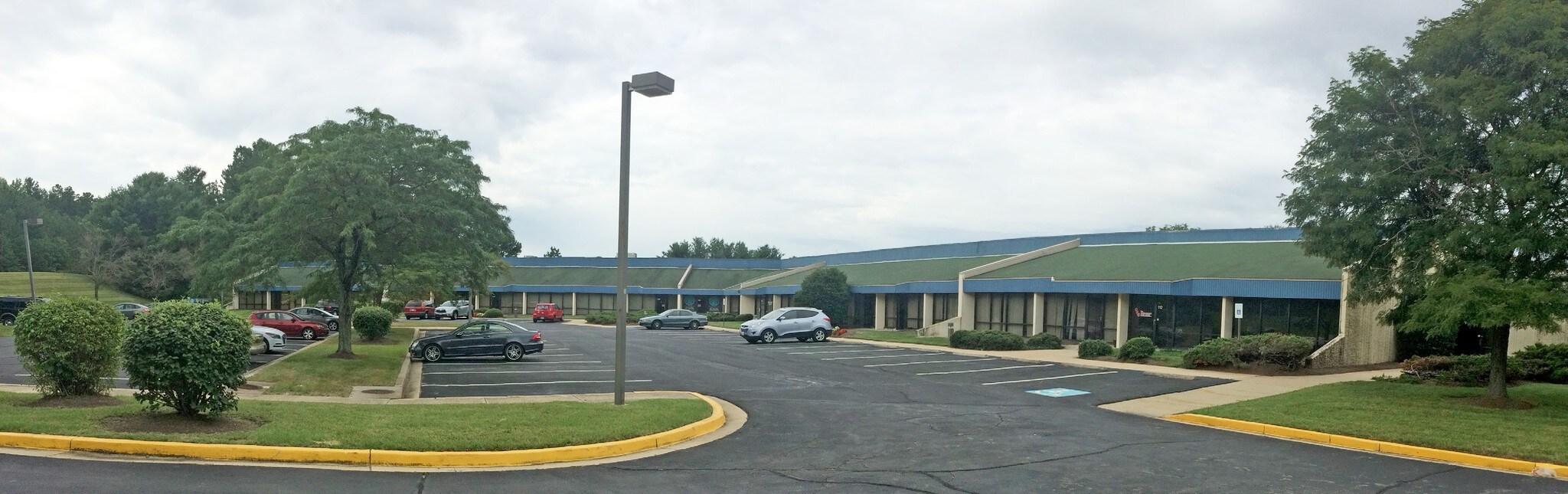 16201 Trade Zone Ave, Upper Marlboro, MD à louer Photo de l’immeuble– Image 1 sur 5